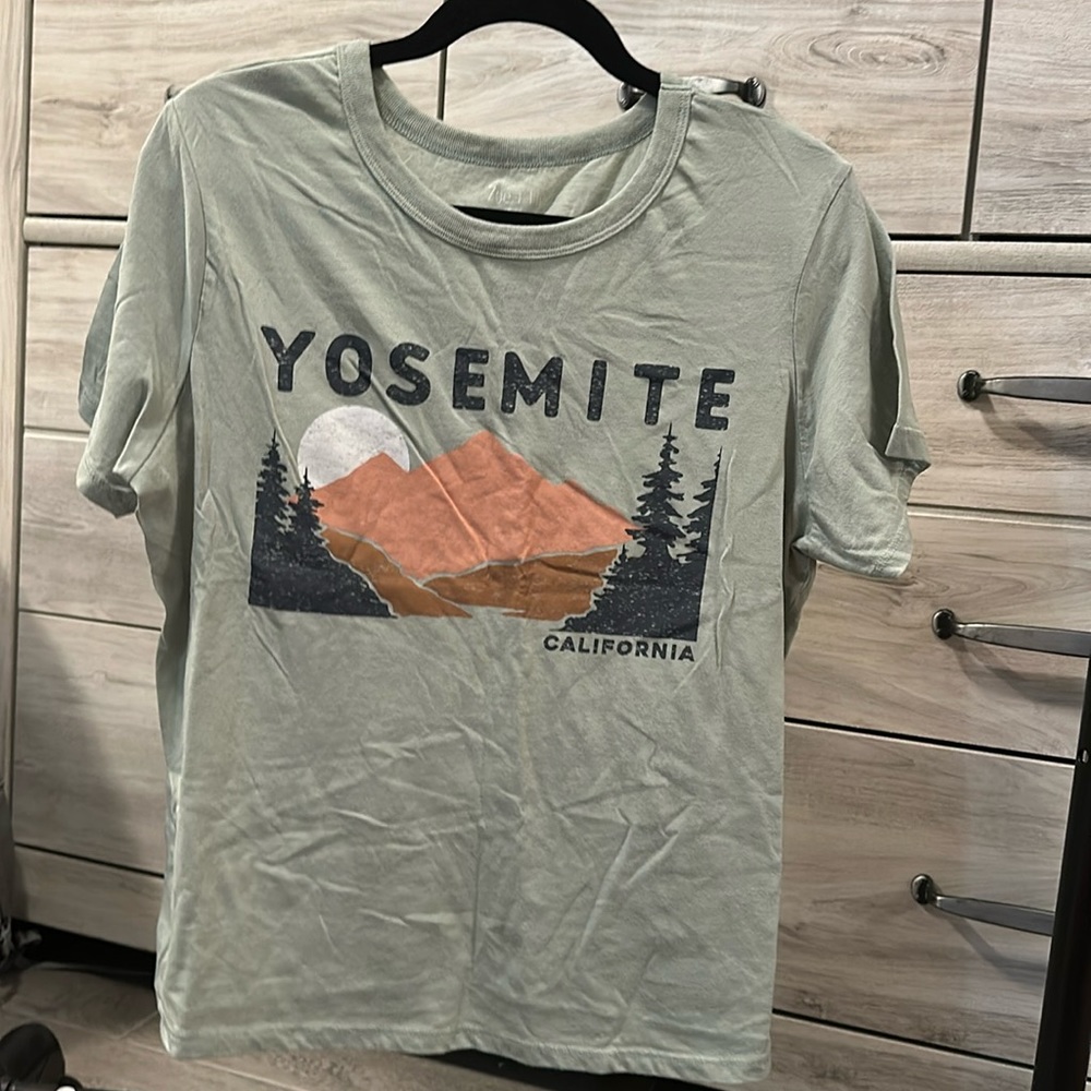 Zoe + Liv Graphic T Shirt